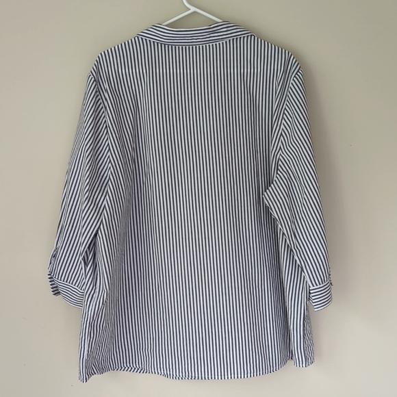 Country Store Striped Embroidered Butterfly Button Down Blouse 1X Gray White - Picture 6 of 16